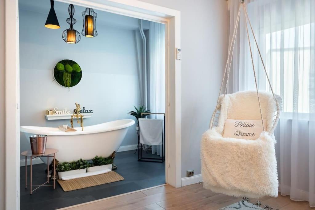 Intercontinental Apart - Massage Terrace Fireplace Bukares Bagian luar foto