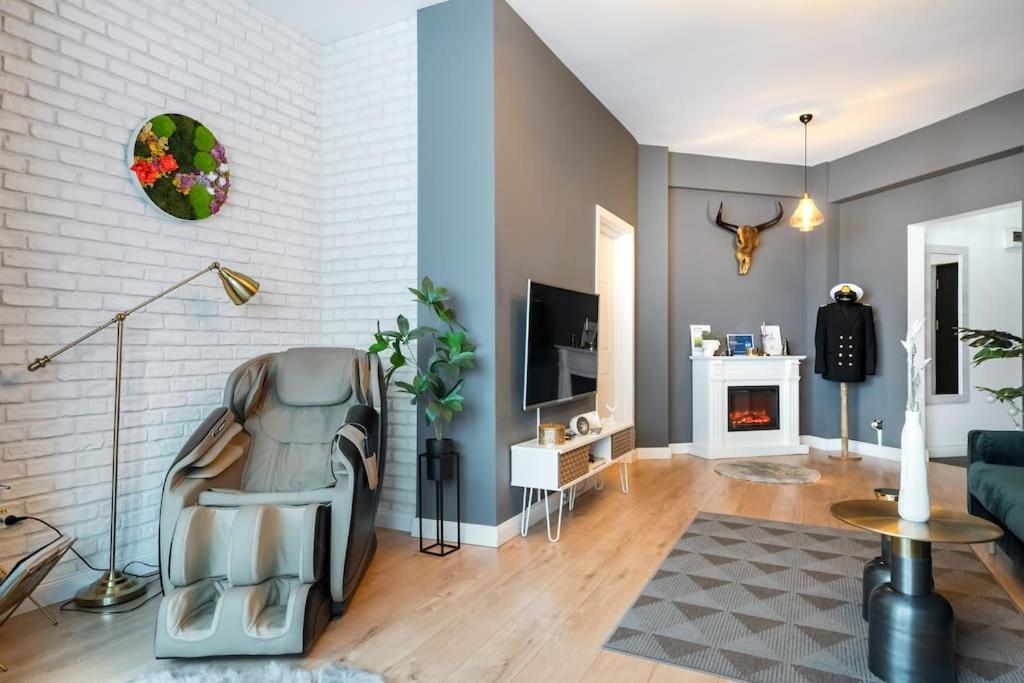 Intercontinental Apart - Massage Terrace Fireplace Bukares Bagian luar foto